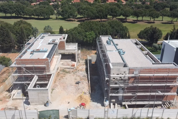 Construction of two Single-Family Houses in Vilamoura